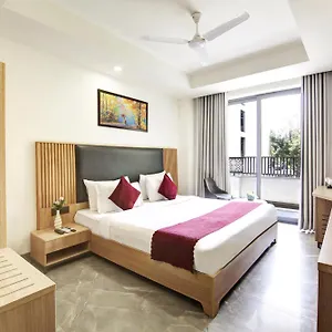 4* Hotel Saltstayz Premier - Cyber Hub